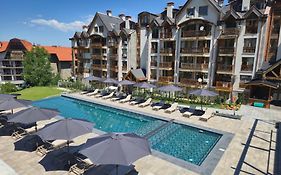 Boutique Hotel Entry E